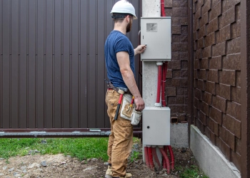 Installation motorisation portail automatique par DHOME Automatisme - Portail coulissant électrique