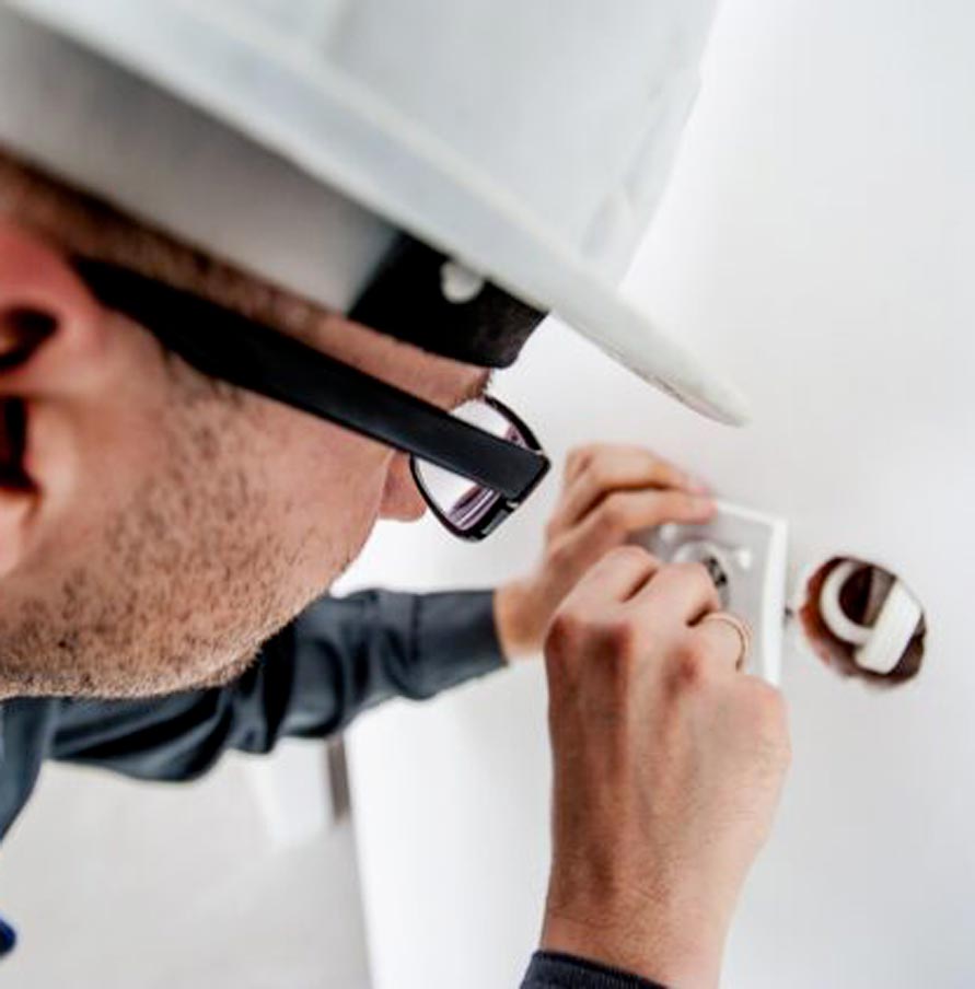 Électricien domoticien DHOME Automatisme à Cloyes-les-Trois-Rivières - Installation électricité et domotique