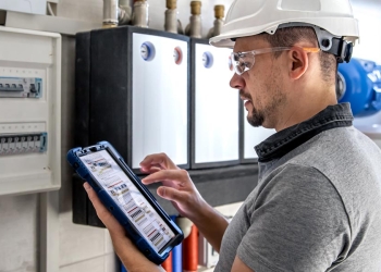 Installation domotique maison connectée par DHOME Automatisme - Pilotage smartphone éclairage chauffage volets